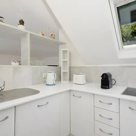 6 Bedroom Villa, With Heated Pool And Sea Views, Next To The Of Costabella Holiday home Marbella