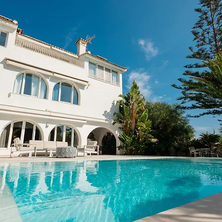6 Bedroom Villa, With Heated Pool And Sea Views, Next To The Of Costabella Marbella