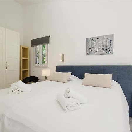 6 Bedroom Villa, With Heated Pool And Sea Views, Next To The Of Costabella Holiday home *