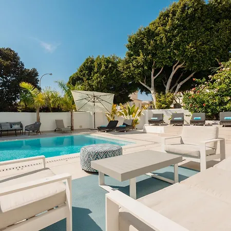 6 Bedroom Villa, With Heated Pool And Sea Views, Next To The Of Costabella