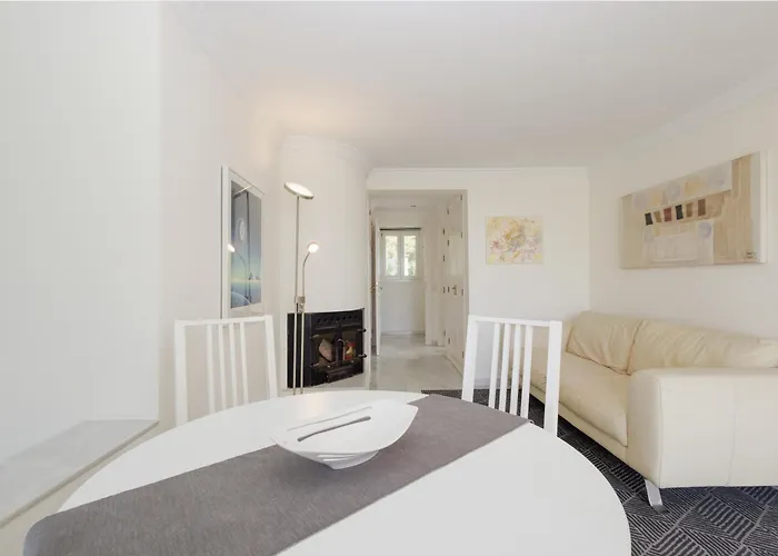 Ferienhaus Marbella, Costabella - Beachfront With Heated Pool *