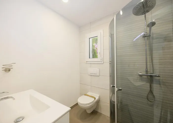 Ferienhaus Marbella, Costabella - Beachfront With Heated Pool